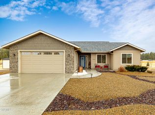 10547 Lundin Rd, Flagstaff, AZ 86004
