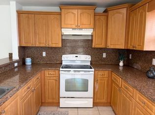 2242 Thomas St, Hollywood, FL 33020