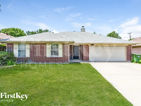 606 Plainview Dr, Mansfield, TX 76063