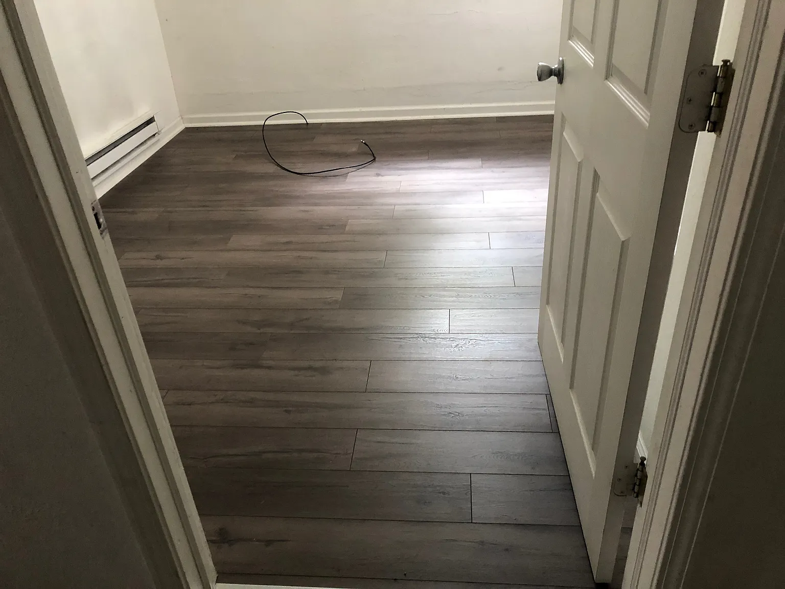 4 bed, 968 sqft, $2,400 — Photo 3