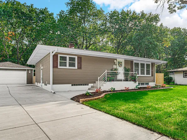 9221 E 6th Pl, Gary, IN 46403