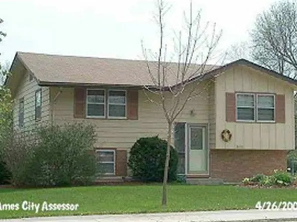 3810 Ontario St, Ames, IA 50014