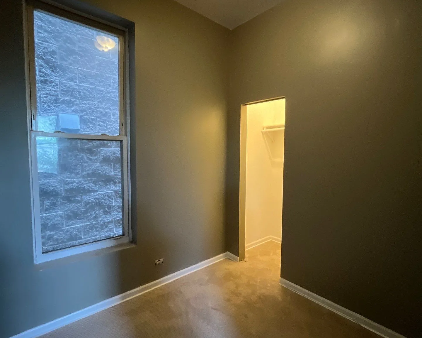 3 bed, 1150 sqft, $1,800 — Photo 4