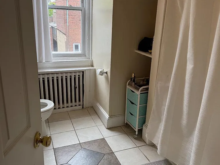 1723 Pine St #B — Photo 13