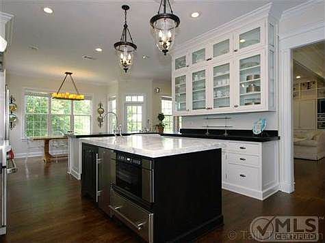 4th image of 9084 Shoal Creek Dr