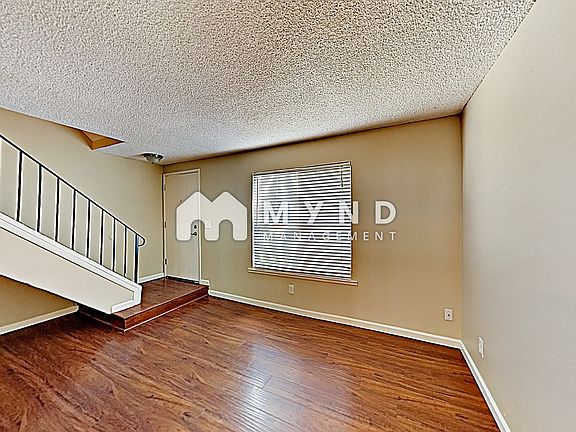 2nd image of 1328 D St APT 4