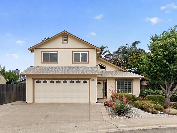 3rd image of 1439 Willow Springs Dr