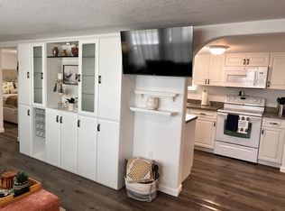 213 Jessica St S #A & B, Nokomis, FL 34275
