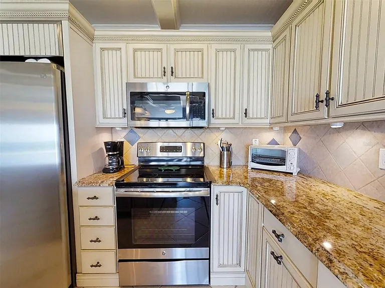 4849 Saxon Dr #2030 — Photo 7