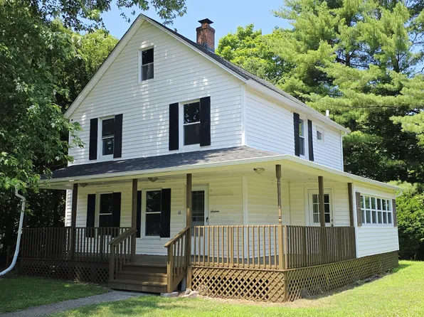 16 Barlow Street, North Canaan, CT 06018