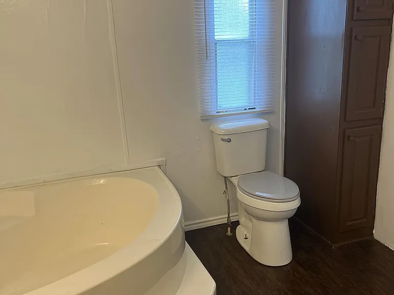 1405 Harper Dr — Photo 18