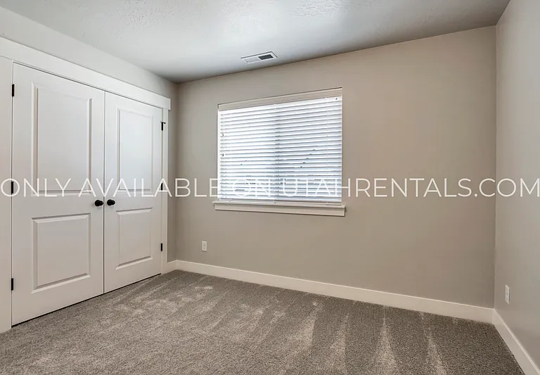 1736 N 3720 W — Photo 12