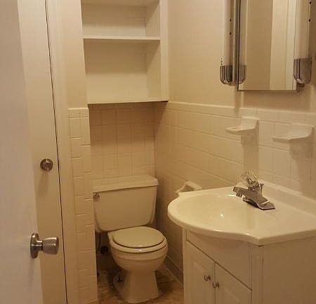 4th image of 205 E Church St