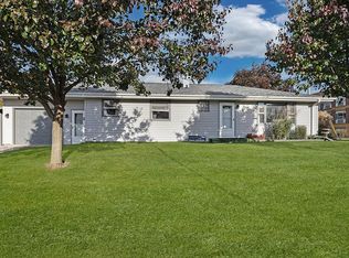 903 Porter St, Lemont, IL 60439