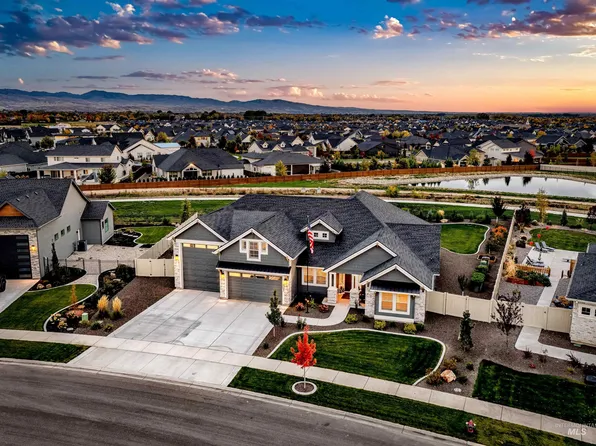 6083 W Redland Dr, Eagle, ID 83616