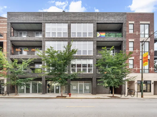3530 N Lincoln Ave #304, Chicago, IL 60657
