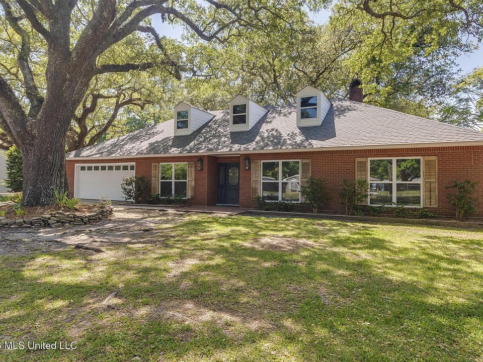 1st image of 309 White Harbor Rd