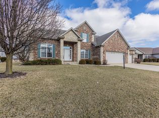 4808 Chestnut Grove Dr, Champaign, IL 61822