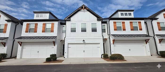 1st image of 81 Auburn Woods Dr