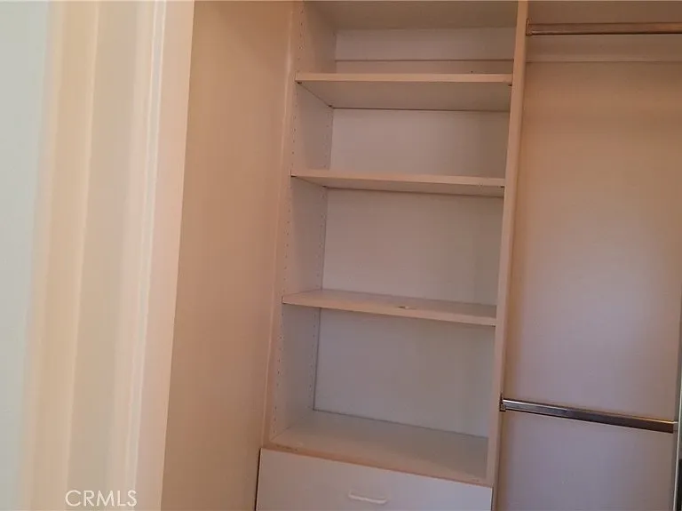 13440 N Bowers Ct — Photo 24