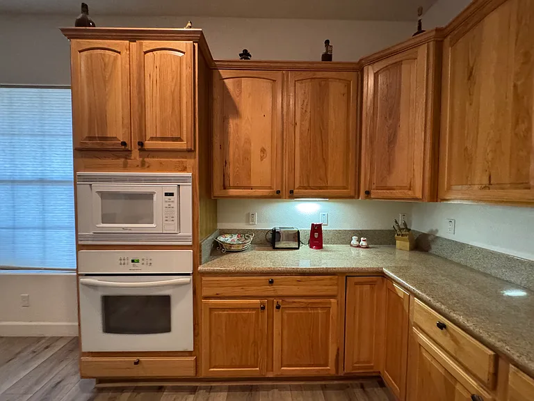 3111 Esmerelda Dr — Photo 16