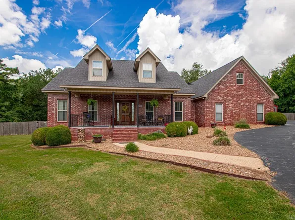 2675 Mountain View Rd, Benton, AR 72019