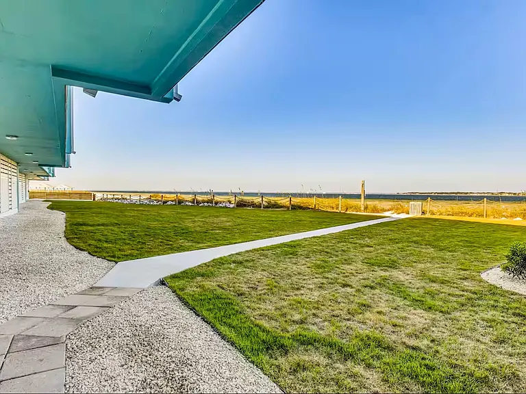 1390 Fort Pickens Rd #210 — Photo 31