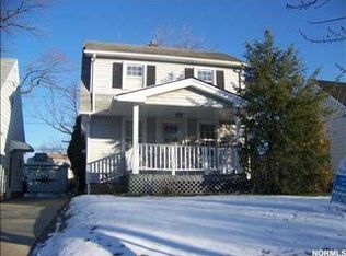 19651 Raymond St, Maple Heights, OH 44137