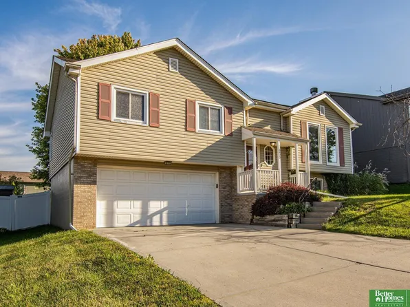 8420 Potter St, Omaha, NE 68122