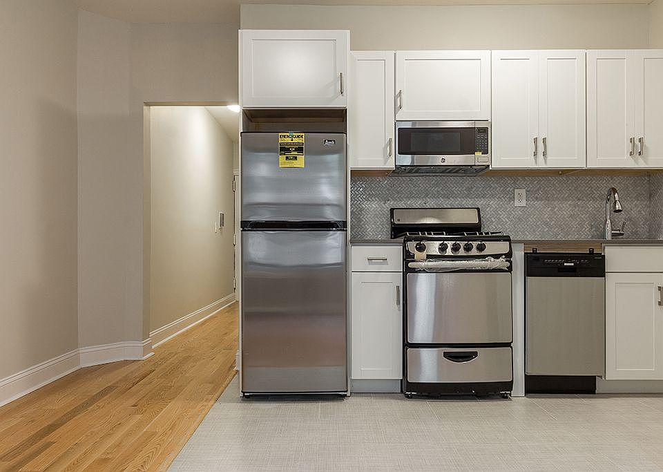 2nd image of 515 W 168th St APT 6L