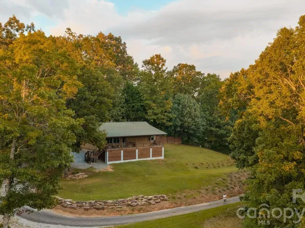 280 Green Oaks Rd, Bryson City, NC 28713