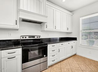 3819 W Links Dr, Phoenix, AZ 85086