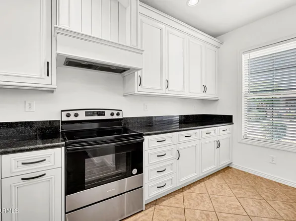 3819 W LINKS Drive, Phoenix, AZ 85086