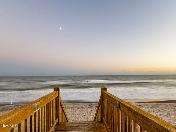 2nd image of 1282 New River Inlet Road