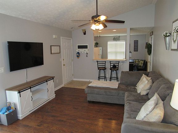 5th image of 9720 Cayes Dr