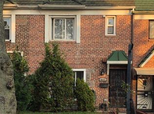 8277 61st Rd, Middle Village, NY 11379