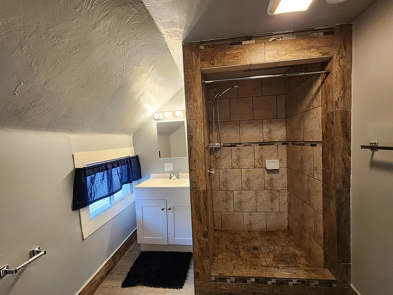 3415 Roehl Ave #2 — Photo 8