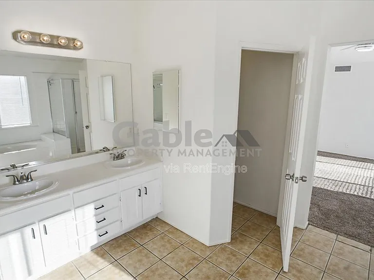 28075 Daydream Way — Photo 13