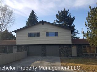1365 SW 17th St, Redmond, OR 97756