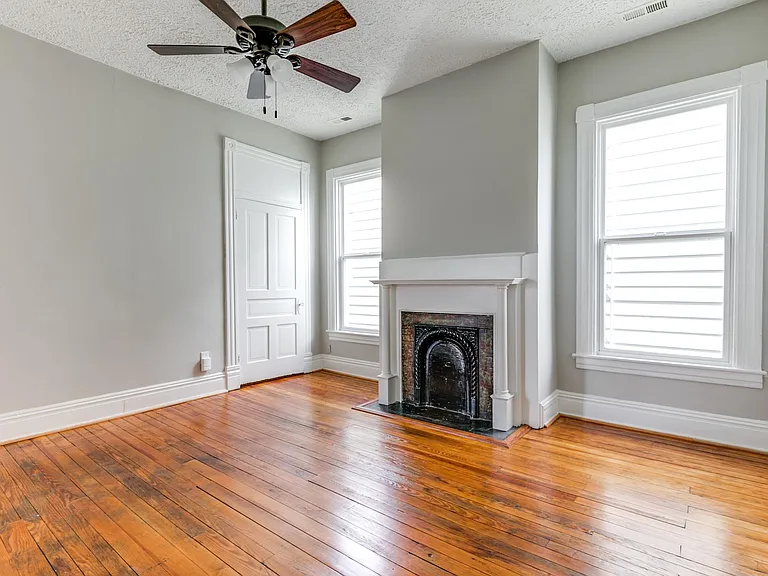 704 Chimborazo Blvd #2 — Photo 6
