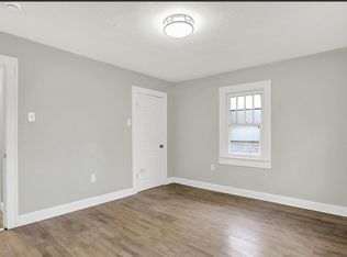 228 N Rural St UNIT B, Indianapolis, IN 46201