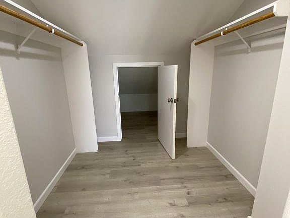 5th image of 2195 Canyon Dr #G