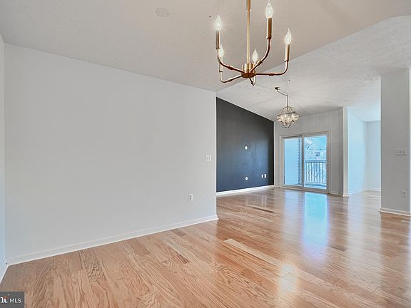5th image of 313 Willrich Cir Unit K