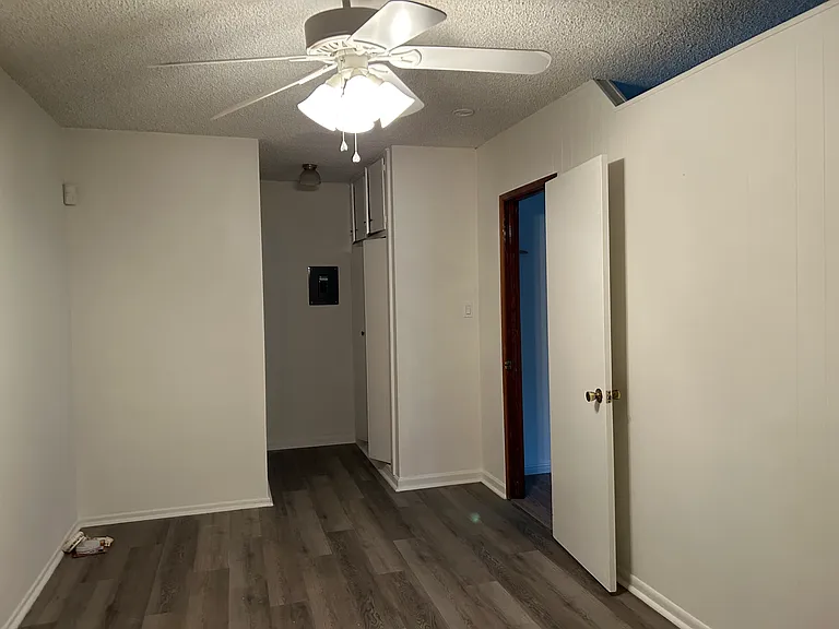 224 W Palm Ave — Photo 7