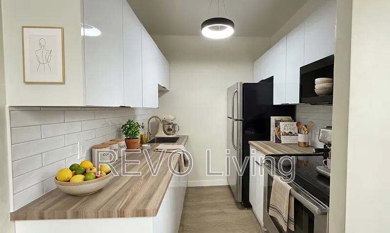 2 bed, 1.0 bath, 600 sqft, $1,500 — Photo 4