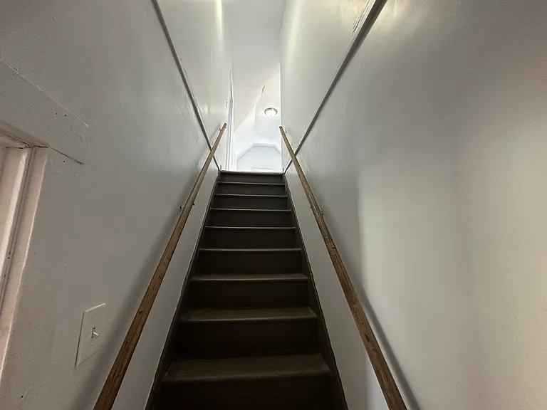 7 Hill St #2 — Photo 10