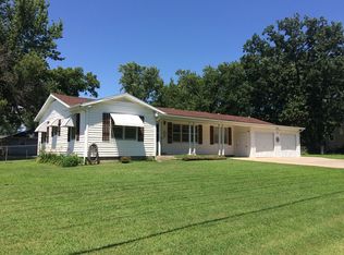 138 W Highland Ave, Nevada, MO 64772