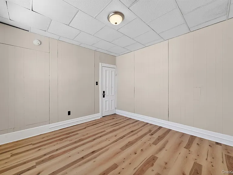 82 Jersey Ave — Photo 35