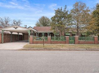 110 E Main St, Hayti, MO 63851