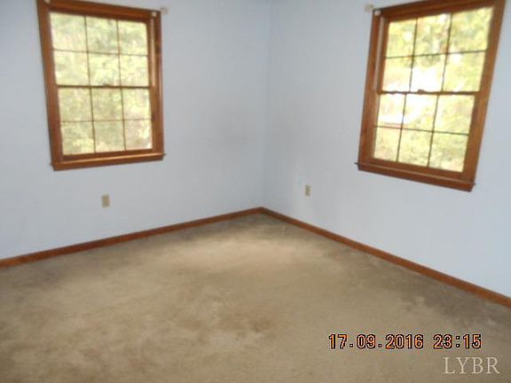 4th image of 317 Juniper Dr